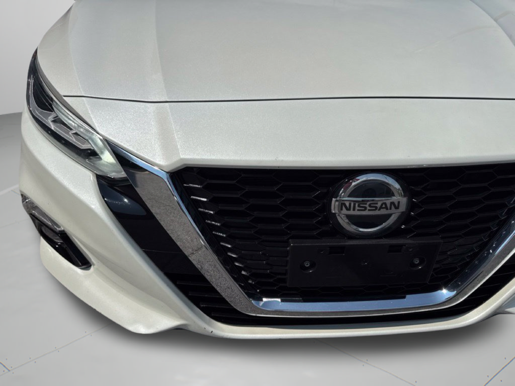 Used 2020 Nissan Altima 2.0 Platinum FWD image 44