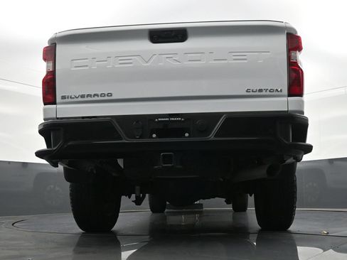 Used 2024 Chevrolet Silverado 2500 Custom w/ Custom Value Package AWD/4WD image 30