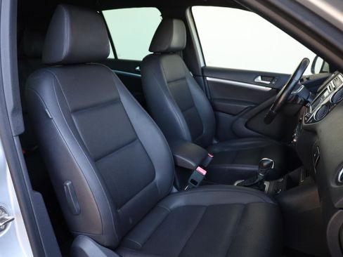 Used 2016 Volkswagen Tiguan R-Line image 29