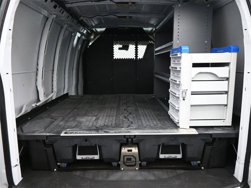 Used 2020 Chevrolet Express 2500 w/ Driver Convenience Package image 12