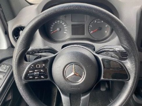 Used 2023 Mercedes-Benz Sprinter 2500 image 23