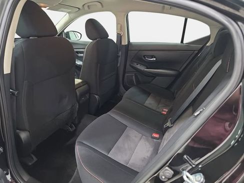 Used 2023 Nissan Sentra SR FWD image 12