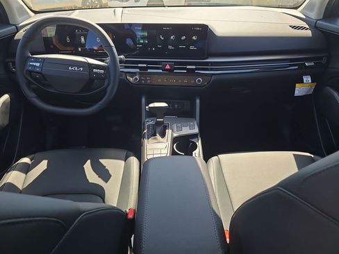 New 2026 Kia Sportage EX image 13