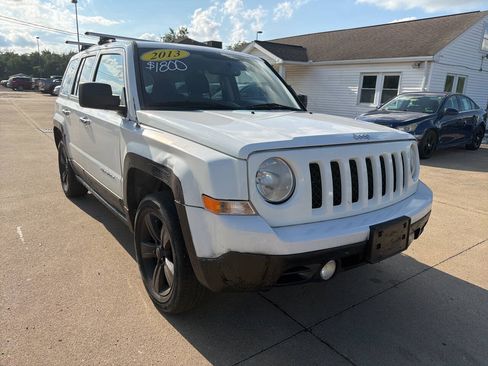 Used 2013 Jeep Patriot Sport w/ PWR Value Group AWD/4WD image 2
