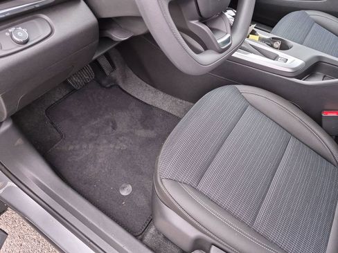 New 2026 Buick Envista Sport Touring FWD image 19