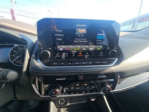 Certified 2023 Nissan Rogue SL w/ SL Premium Package image 16