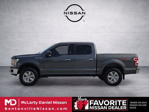 Used 2018 Ford F150 XLT w/ Equipment Group 302A Luxury AWD/4WD image 3