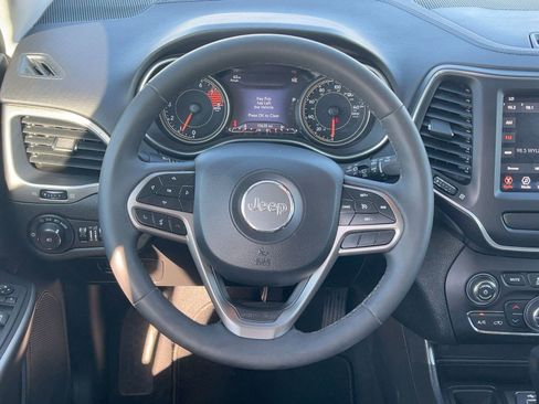 Used 2022 Jeep Cherokee Latitude Lux image 17