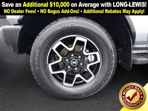 Used 2024 Ford Bronco Big Bend w/ Sasquatch Package image 13