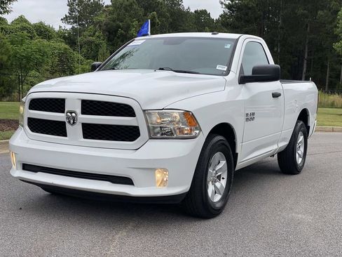 Used 2018 RAM 1500 Express RWD image 9