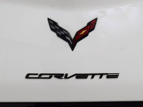 Used 2016 Chevrolet Corvette Z06 w/ 2LZ Preferred Equipment Group image 26