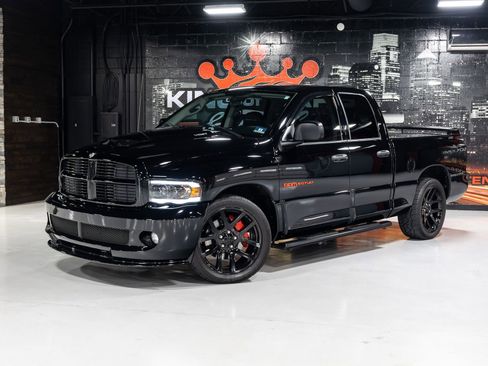 Used 2005 Dodge Ram 1500 Truck 4dr Quad Cab 140.5 WB image 3