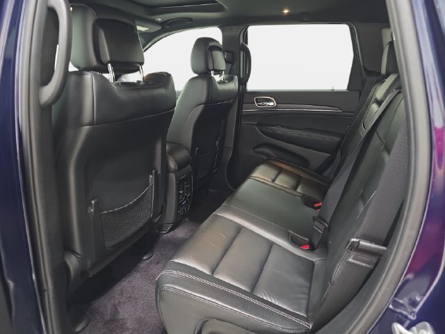 Used 2017 Jeep Grand Cherokee Limited AWD/4WD image 12