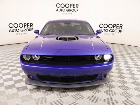 Used 2019 Dodge Challenger R/T Scat Pack w/ Shaker Package image 9