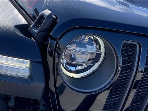 Used 2022 Jeep Wrangler Rubicon w/ LED Lighting Group image 28