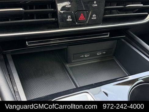 Used 2024 Volkswagen Atlas SEL Premium R-Line image 22