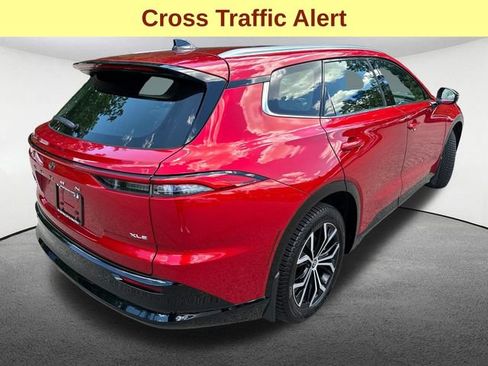 Certified 2025 Toyota Crown Signia AWD/4WD image 12