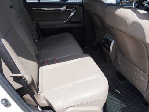 Used 2023 Lexus GX 460 Premium w/ Premium Package AWD/4WD image 11
