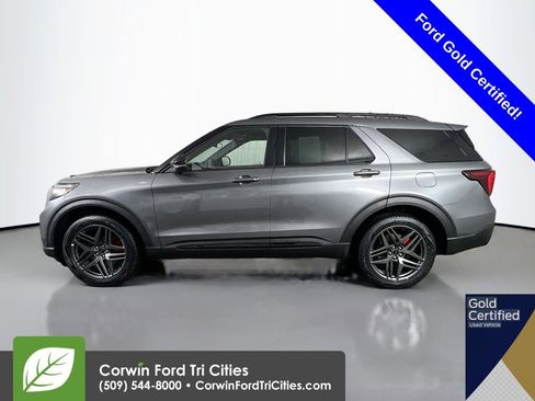 Used 2025 Ford Explorer ST-Line w/ ST-Line Street Pack image 6