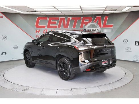 Used 2026 Nissan Murano SV image 4