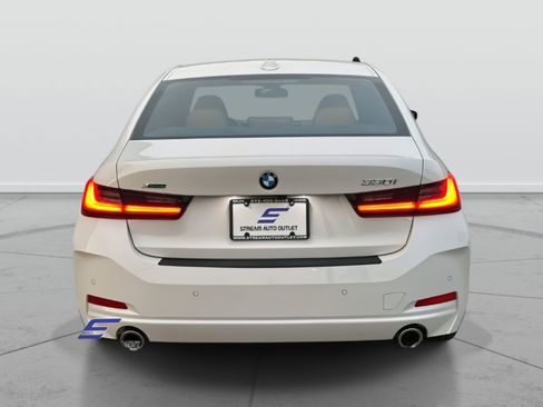 Used 2024 BMW 330i xDrive Sedan w/ Premium Package AWD/4WD image 7