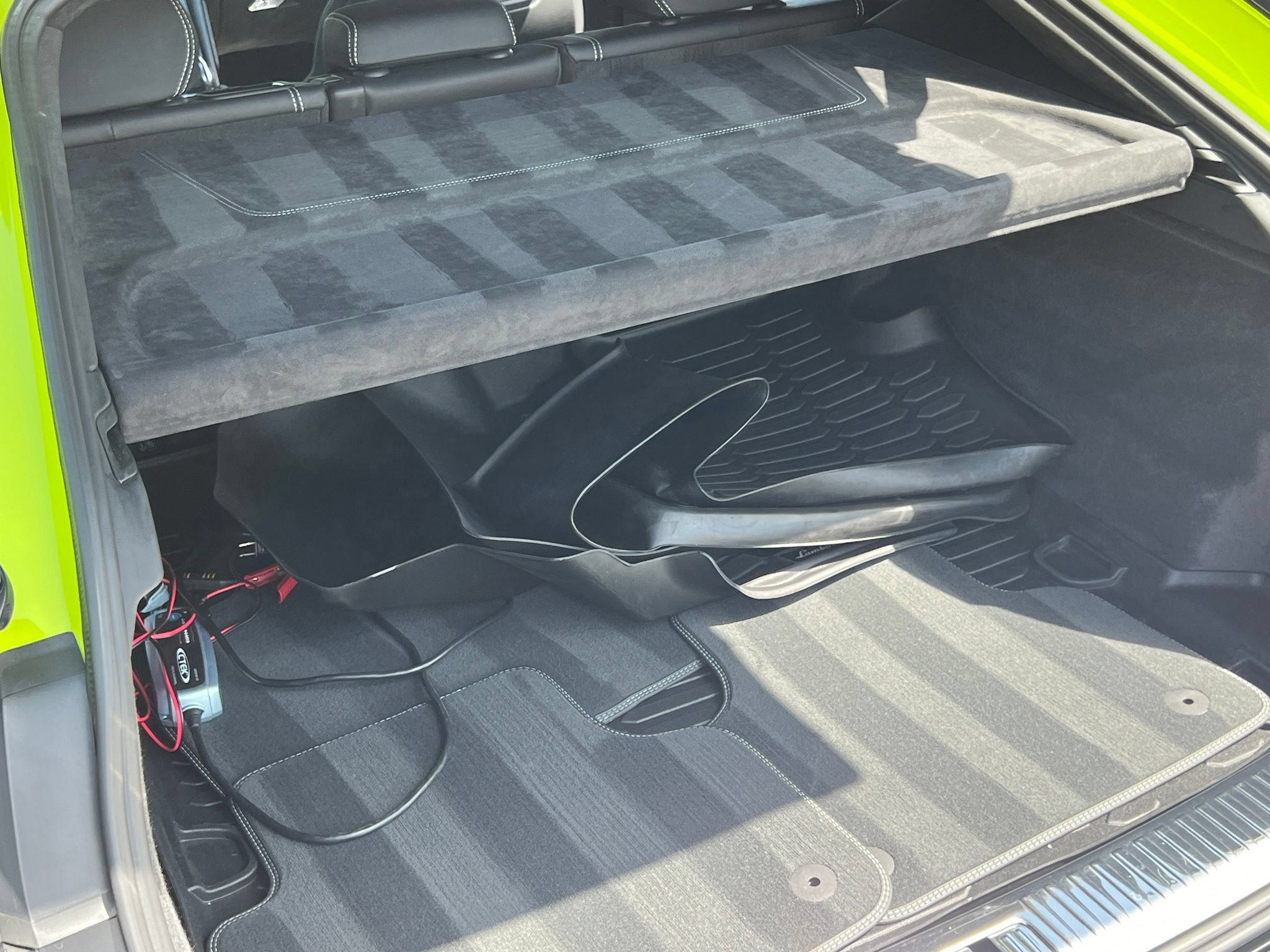 Used 2022 Lamborghini Urus AWD/4WD image 25