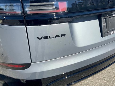 New 2026 Land Rover Range Rover Velar Dynamic SE image 15