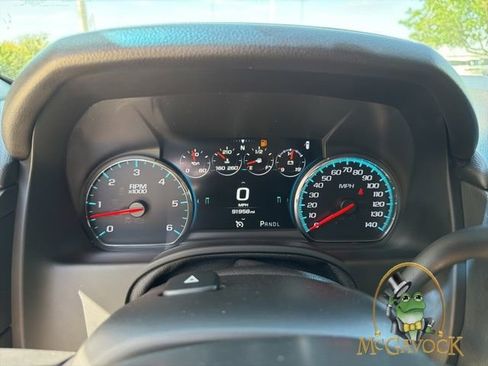 Used 2019 Chevrolet Tahoe Premier RWD image 16