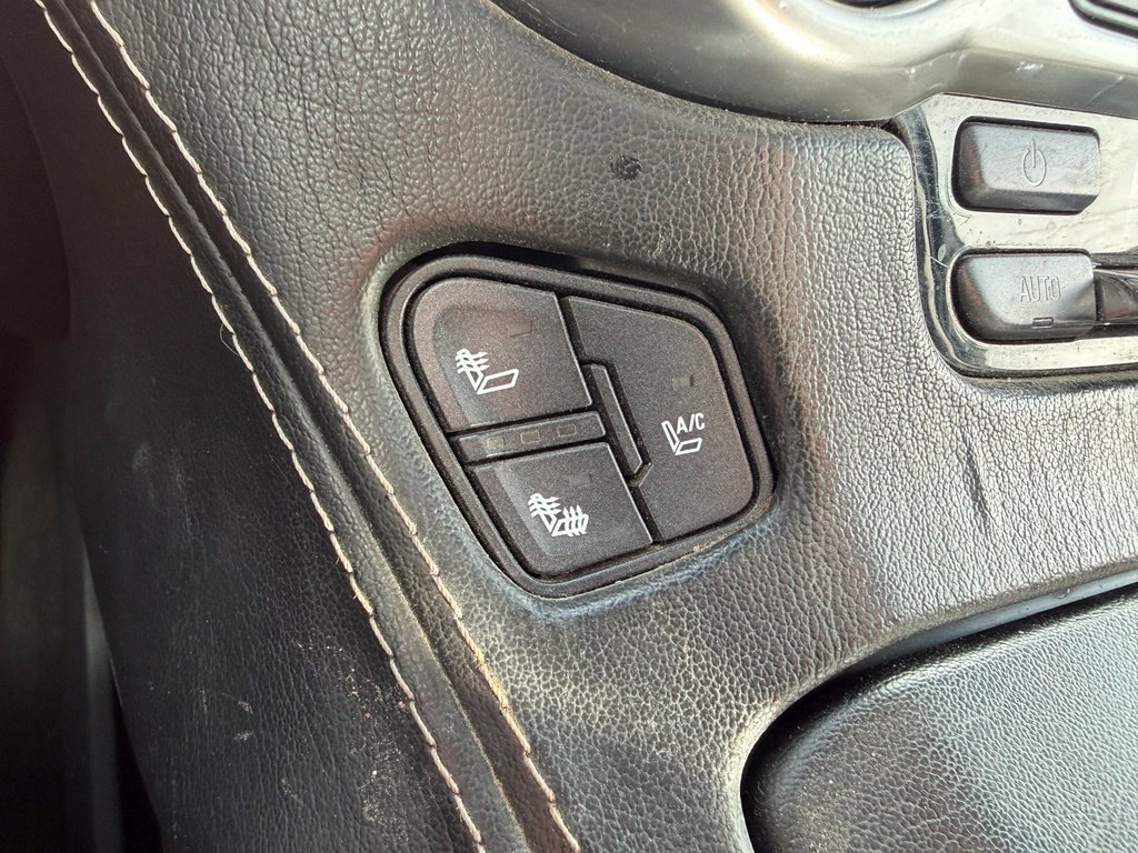 Used 2016 Chevrolet Suburban LTZ AWD/4WD image 18