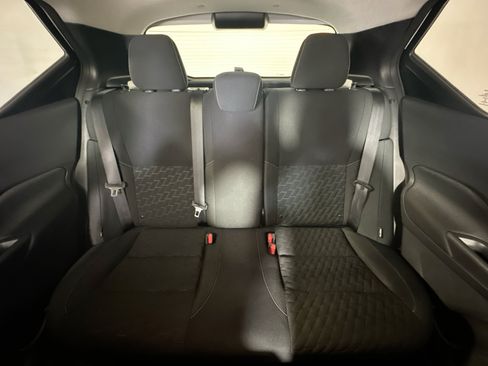 Used 2022 Nissan Kicks SV FWD image 30