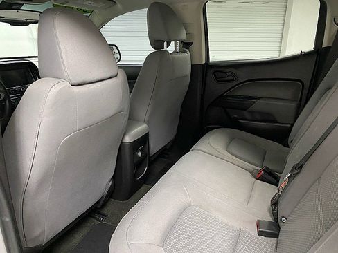 Used 2017 GMC Canyon 2WD Crew Cab w/ Convenience Package image 12