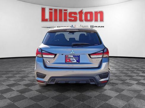 Used 2023 Mitsubishi Outlander Sport SE AWD/4WD image 5
