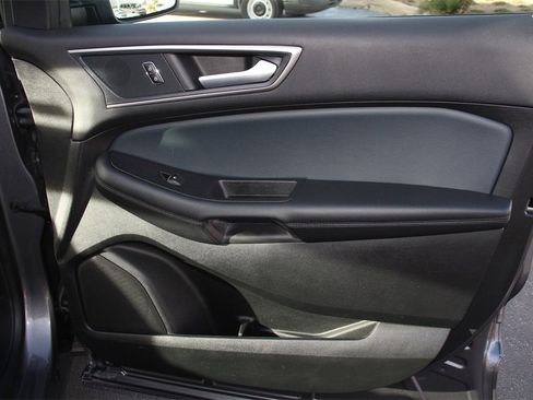 Certified 2024 Ford Edge SEL w/ Sport Appearance Package image 30