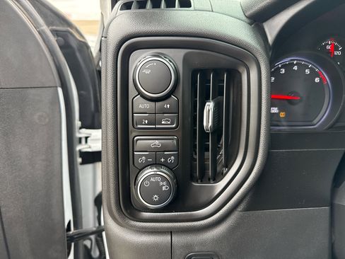 Used 2019 Chevrolet Silverado 1500 W/T w/ WT Convenience Package image 21