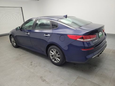 Used 2019 Kia Optima LX image 3