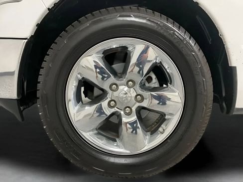 Used 2017 RAM 1500 Big Horn RWD image 26
