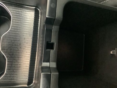 New 2026 Jeep Grand Cherokee Altitude AWD/4WD image 24