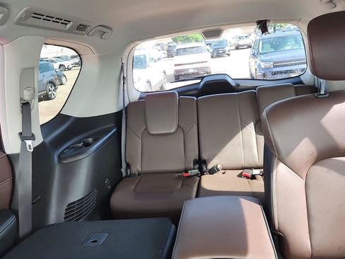 Used 2021 INFINITI QX80 Premium Select w/ All-Season Package AWD/4WD image 12