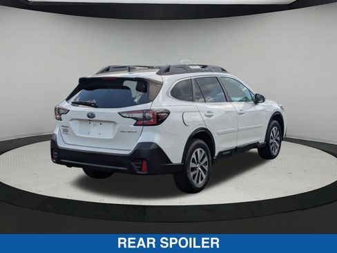 Used 2021 Subaru Outback Premium AWD/4WD image 4