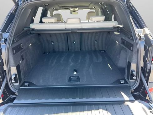 Used 2026 BMW X5 xDrive40i w/ M Sport Package AWD/4WD image 23