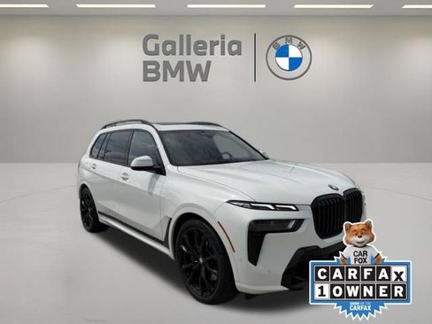 Used 2024 BMW X7 xDrive40i w/ M Sport Package AWD/4WD image 4