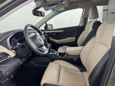 Used 2022 Subaru Outback Limited XT AWD/4WD image 4