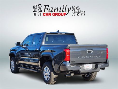 New 2025 Toyota Tacoma SR5 image 3