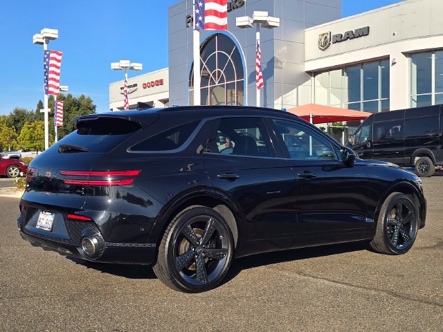 Used 2023 Genesis GV70 2.5T w/ Sport Prestige Package AWD/4WD image 4