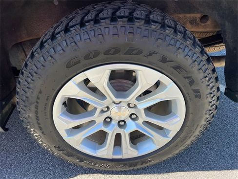 Used 2023 Chevrolet Silverado 1500 LTZ w/ LTZ Premium Package image 19