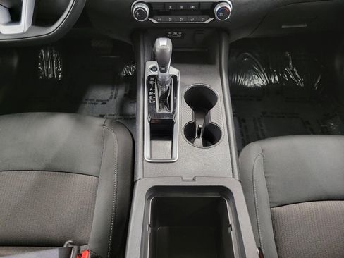 Used 2025 Nissan Altima 2.5 SV FWD image 15