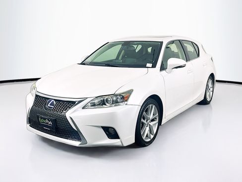 Used 2017 Lexus CT 200h w/ Navigation System Package FWD image 3