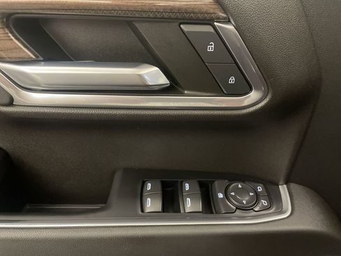 Used 2022 Chevrolet Silverado 1500 LT image 17