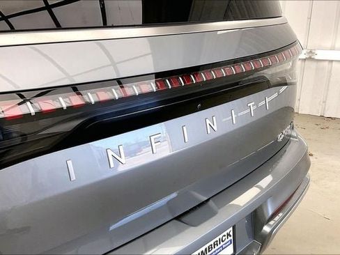 Certified 2025 INFINITI QX80 Sensory AWD/4WD image 33