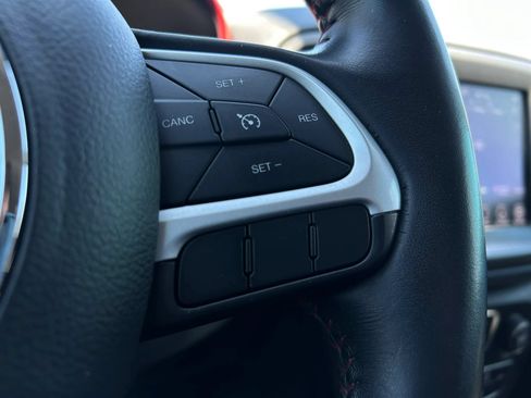 Used 2019 Jeep Compass Trailhawk AWD/4WD image 16